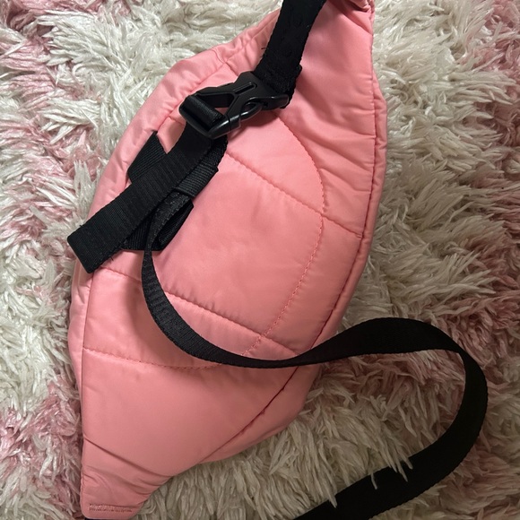 Adidas fanny pack - Picture 2 of 2